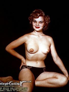 Внутри чужой семьи. Серия: Семьи натуристов фото