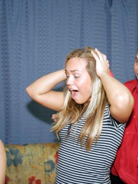 Какая, блядь, муха мою жену укусила? (Соблазнил жену друга) фото